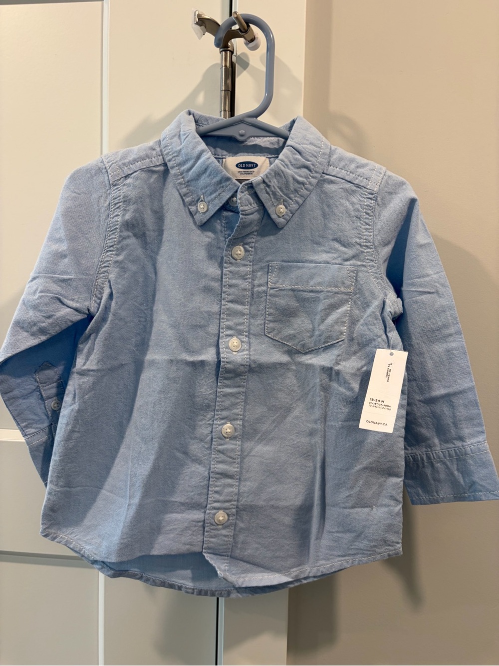 Old Navy Pale Blue Long-Sleeve Oxford Button-Down Shirt